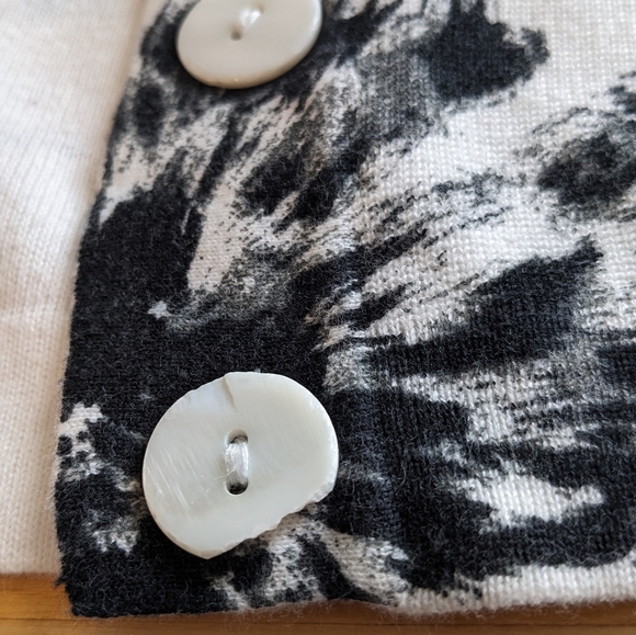 Talbots Petite Cardigan Black and White Floral Size SP - Picture 9 of 14